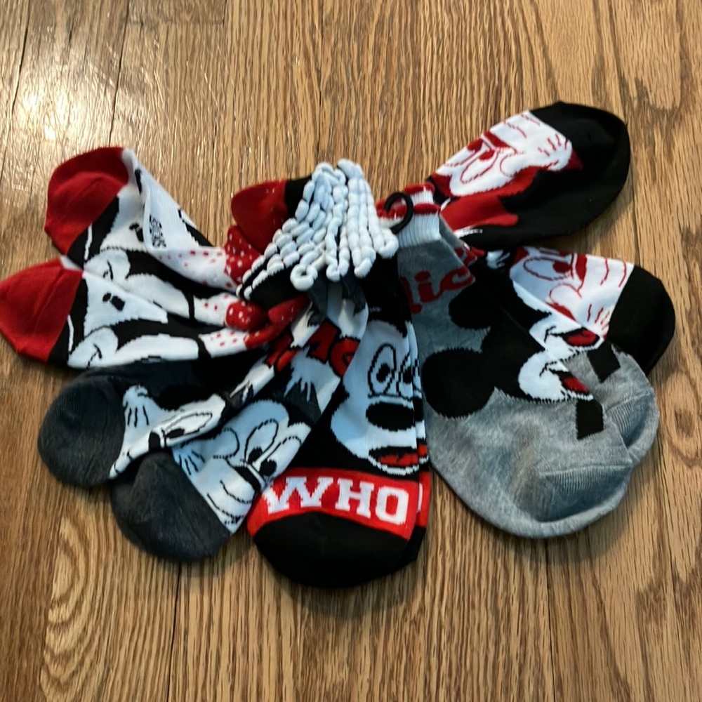 Minnie and Mickey Mouse, Disney socks